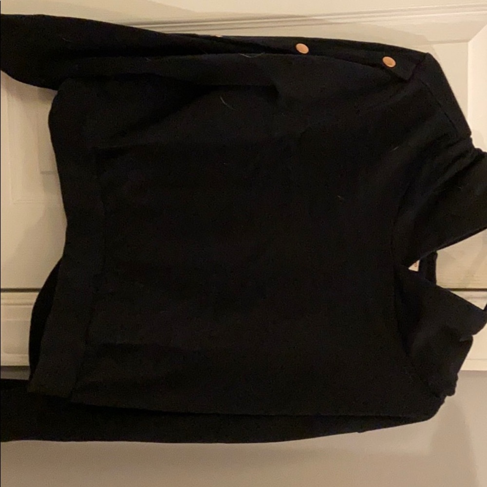 Black cropped hoodie